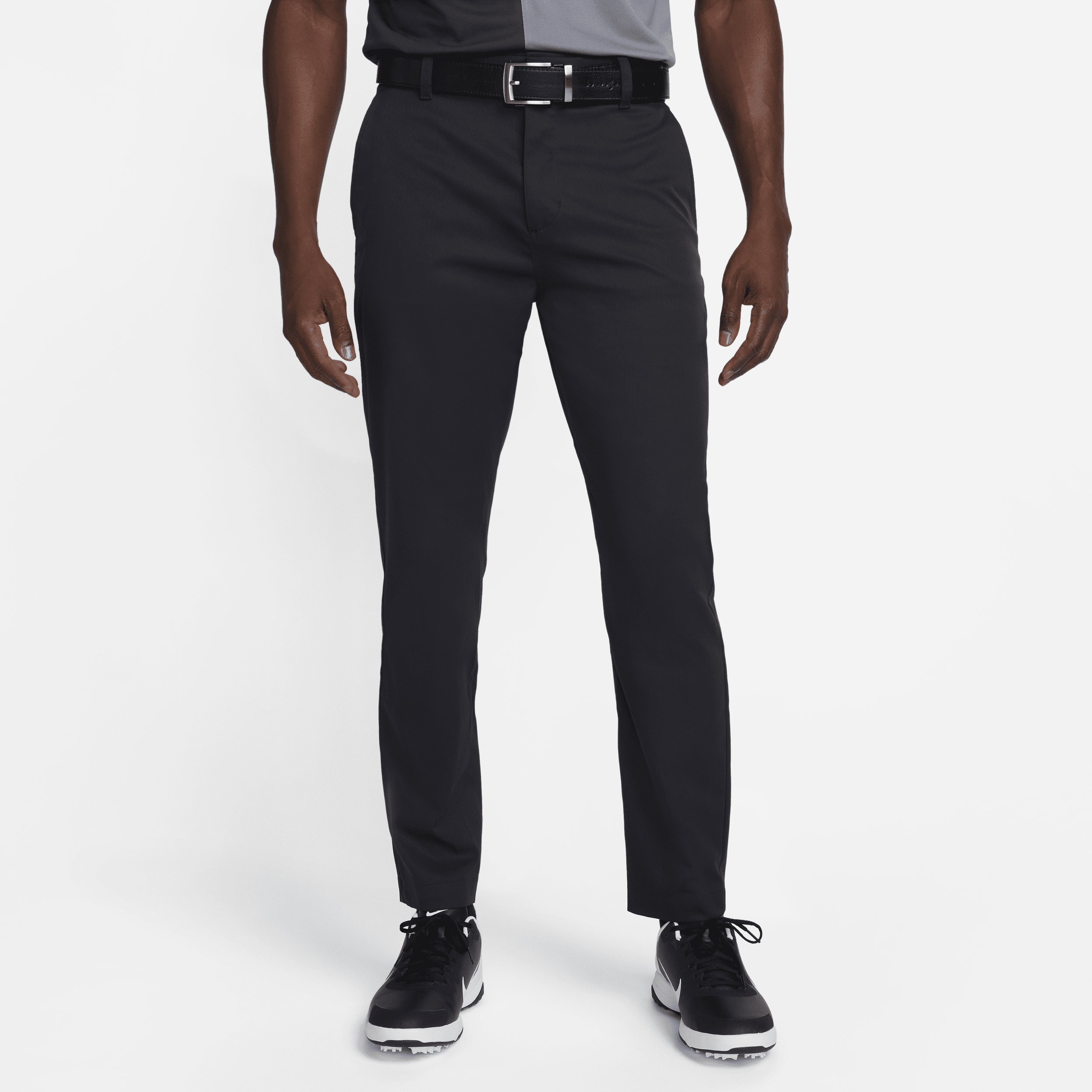 Nike Tour Repel-chinogolfbukser med slank pasform til mænd - sort Nike Tour Repel-chinogolfbukser med slank pasform til mænd - sort